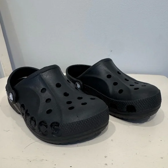Crocs Classic Kids Black Clogs - Size 13 - Picture 2 of 7